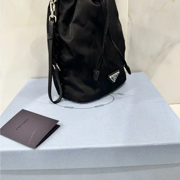 ✨ Prada Re-Nylon Bucket Pouch – Black ✨ - Picture 6 of 9